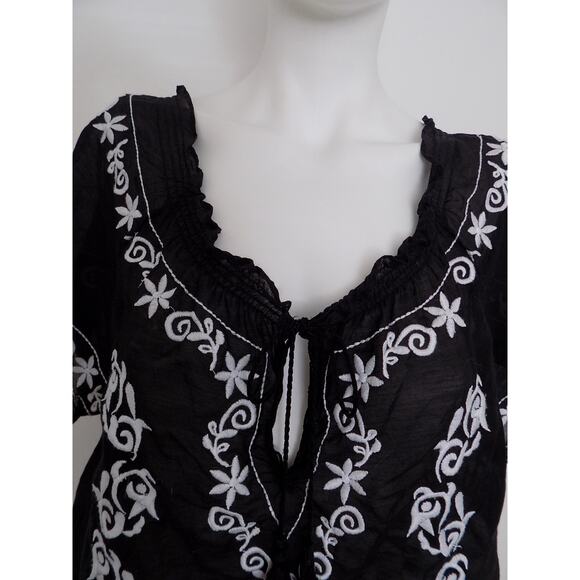 Cache embroidered blouse black shirt short sleeve silk blend size Medium - Picture 4 of 9